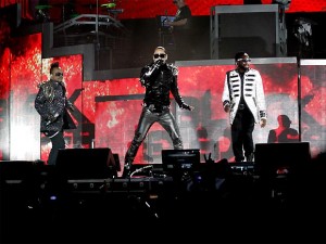 black-eyed-peas-rio-sambadrome