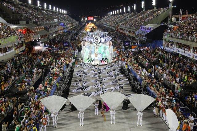 Le carnaval de Rio dans toute sa splendeur au sambodrome